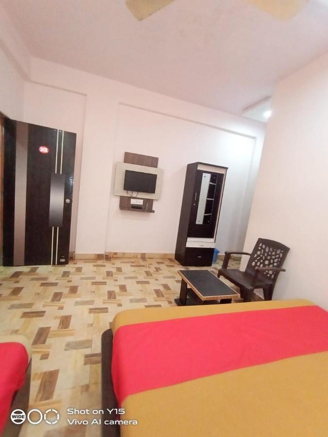 Shree Hotel Shivdhara Somnath Ngoại thất bức ảnh