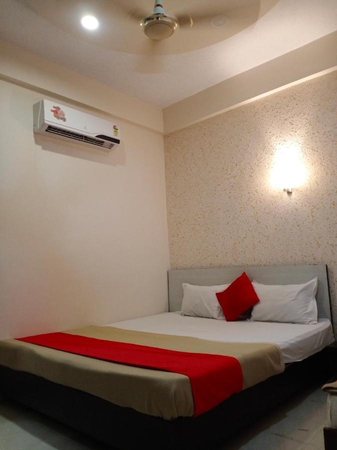 Shree Hotel Shivdhara Somnath Ngoại thất bức ảnh