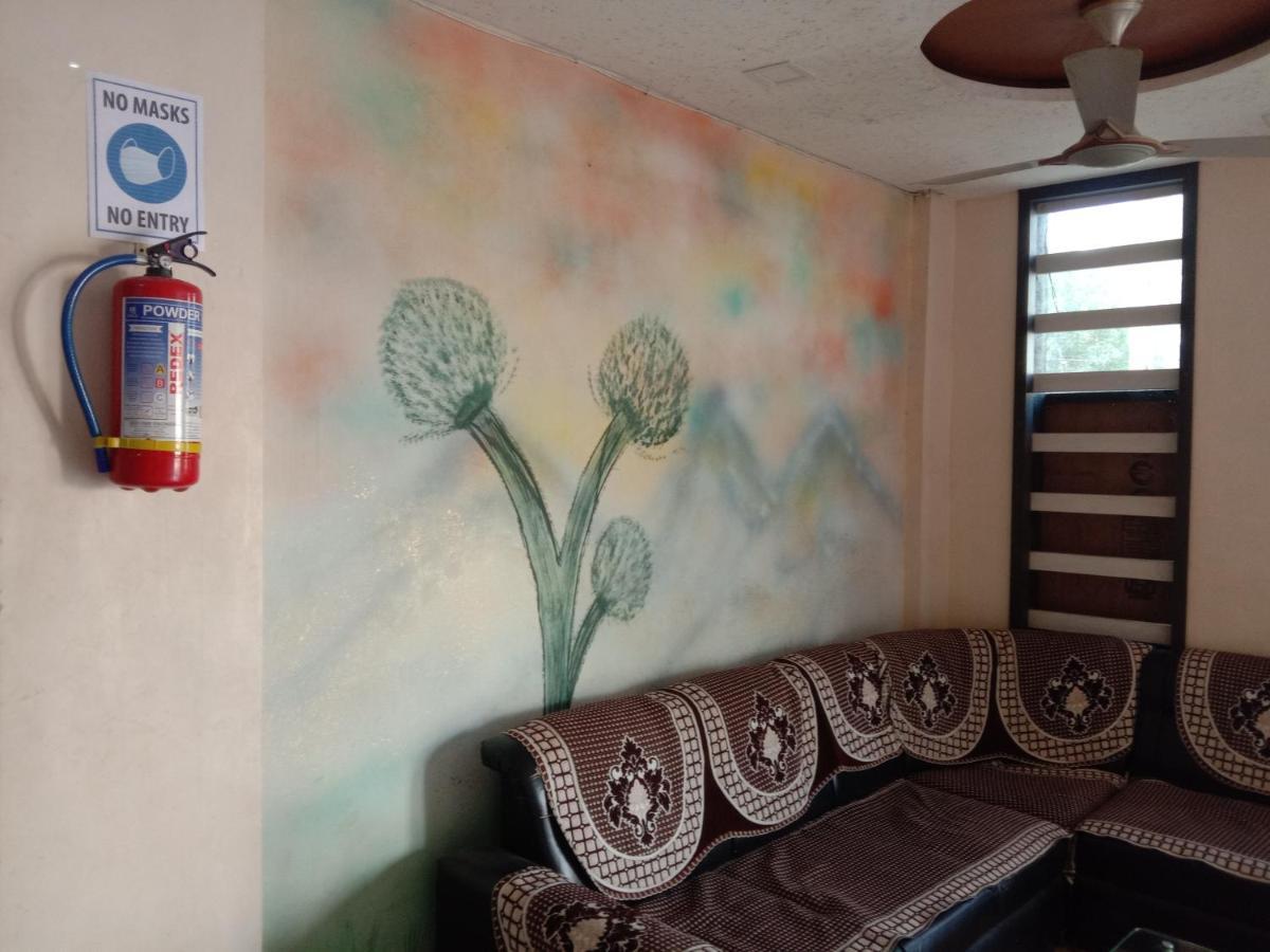 Shree Hotel Shivdhara Somnath Ngoại thất bức ảnh